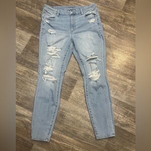 American Eagle Outfitters Light Blue Distressed Curvy Skinny Jeans